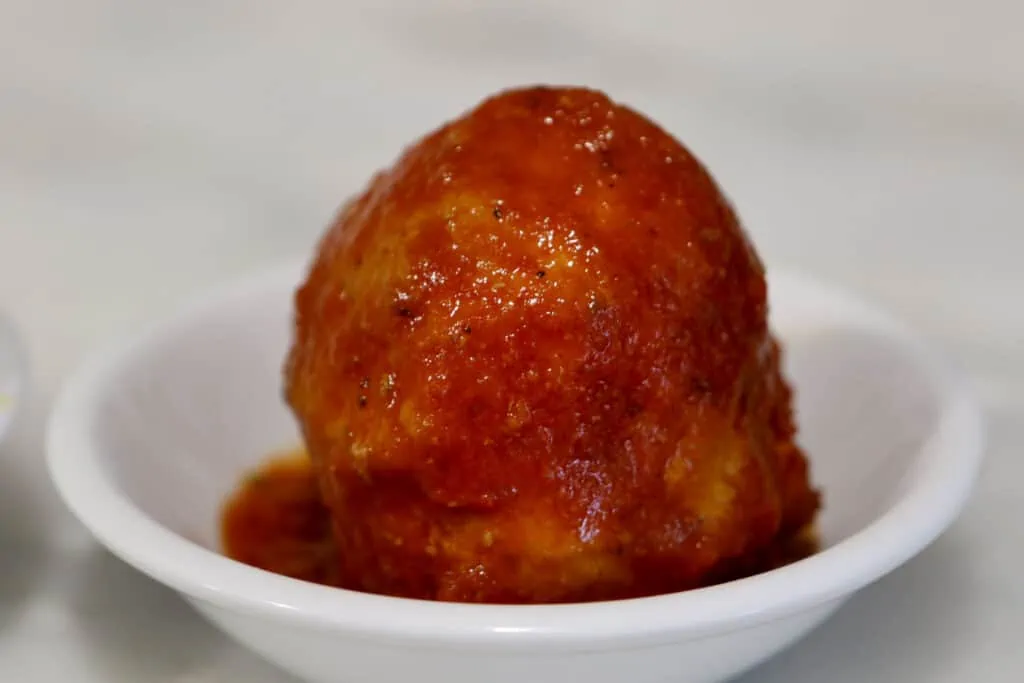 This image has an empty alt attribute; its file name is meat-ball-1024x683.jpg